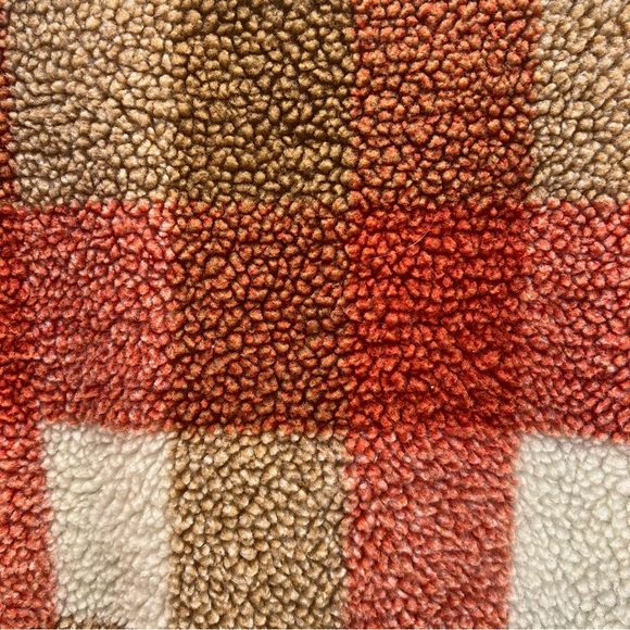 BiBi Plaid Teddy Bear Fleece Crewneck Sweatshirt. Size XL. - Picture 9 of 12